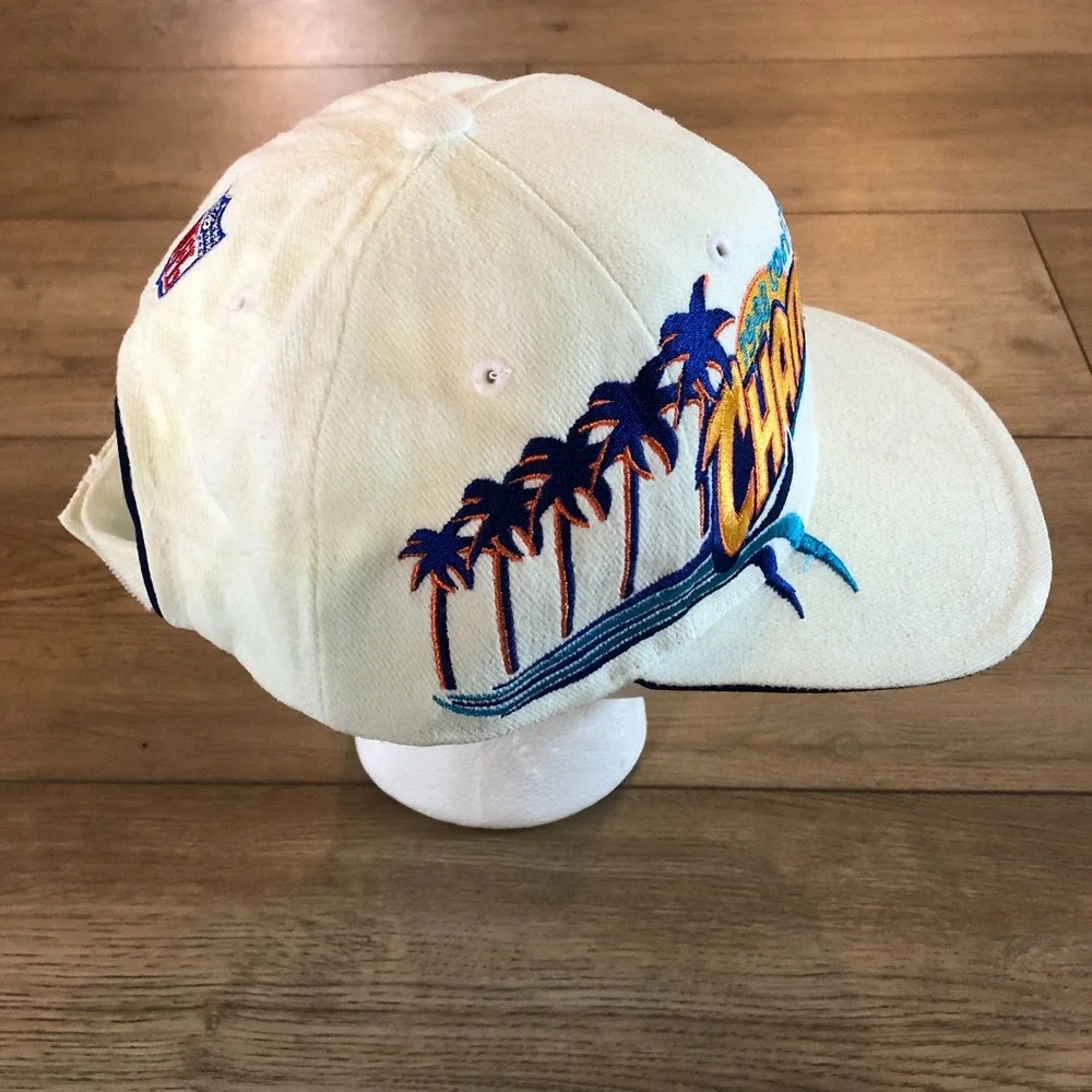 Vintage Denver Broncos Hat‎ Cap Snap Back White NFL Football Champions Miami 90s